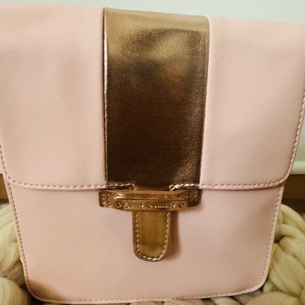 Juicy Couture Pink and Rose Gold Crossbody Bag New